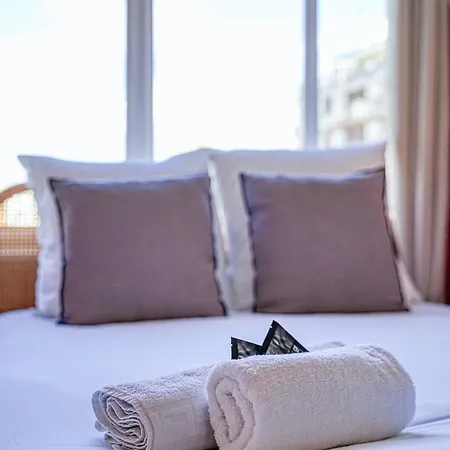 Bright 2 Bedrooms & Air Conditioning 17 Appartamento Parigi